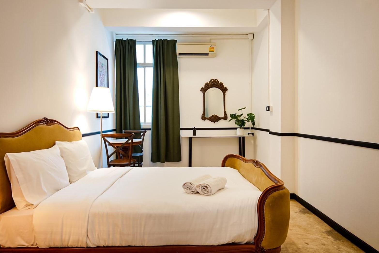 The Character Yaowarat V เดอะ คาแรคเตอร์ เยาวราช 3 Apartment Bangkok Exterior foto