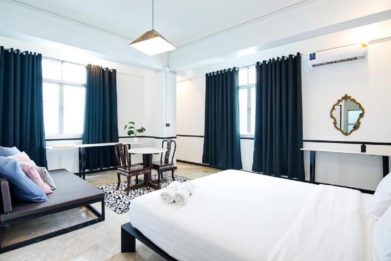 The Character Yaowarat V เดอะ คาแรคเตอร์ เยาวราช 3 Apartment Bangkok Exterior foto