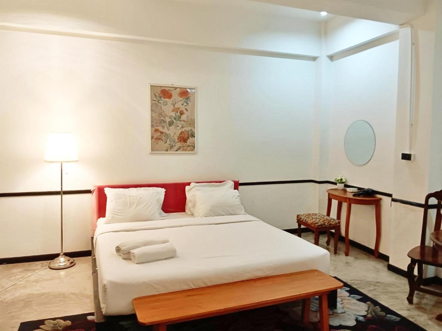 The Character Yaowarat V เดอะ คาแรคเตอร์ เยาวราช 3 Apartment Bangkok Exterior foto