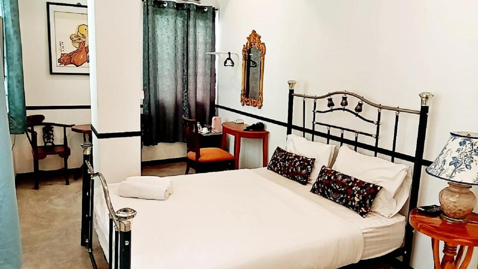 The Character Yaowarat V เดอะ คาแรคเตอร์ เยาวราช 3 Apartment Bangkok Exterior foto